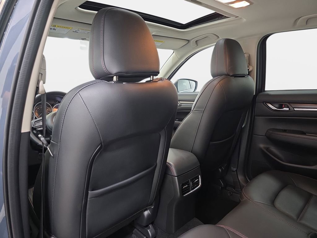 Used 2023 MAZDA CX-5 Carbon Edition image 12