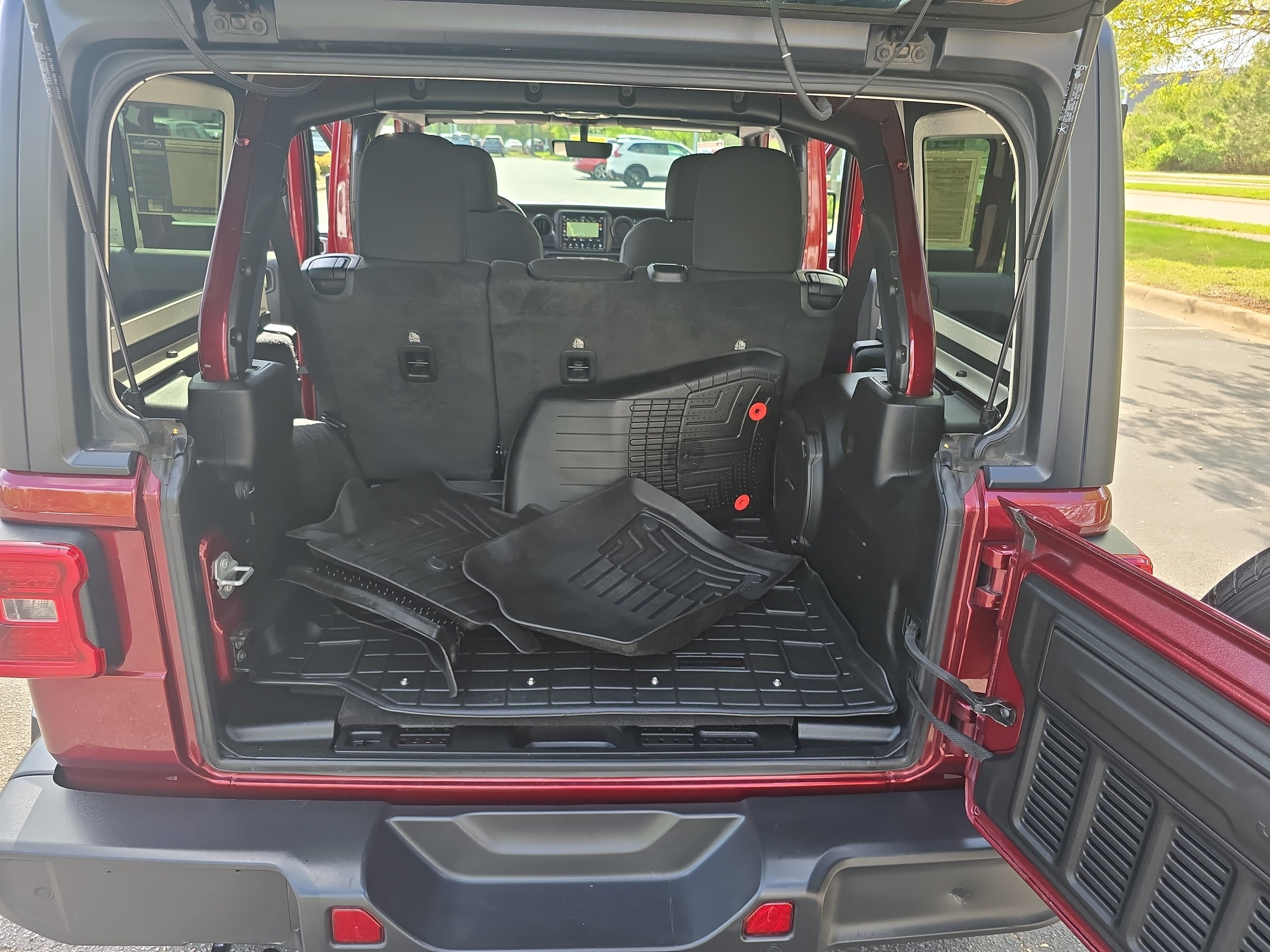 Used 2022 Jeep Wrangler Unlimited Sport image 12