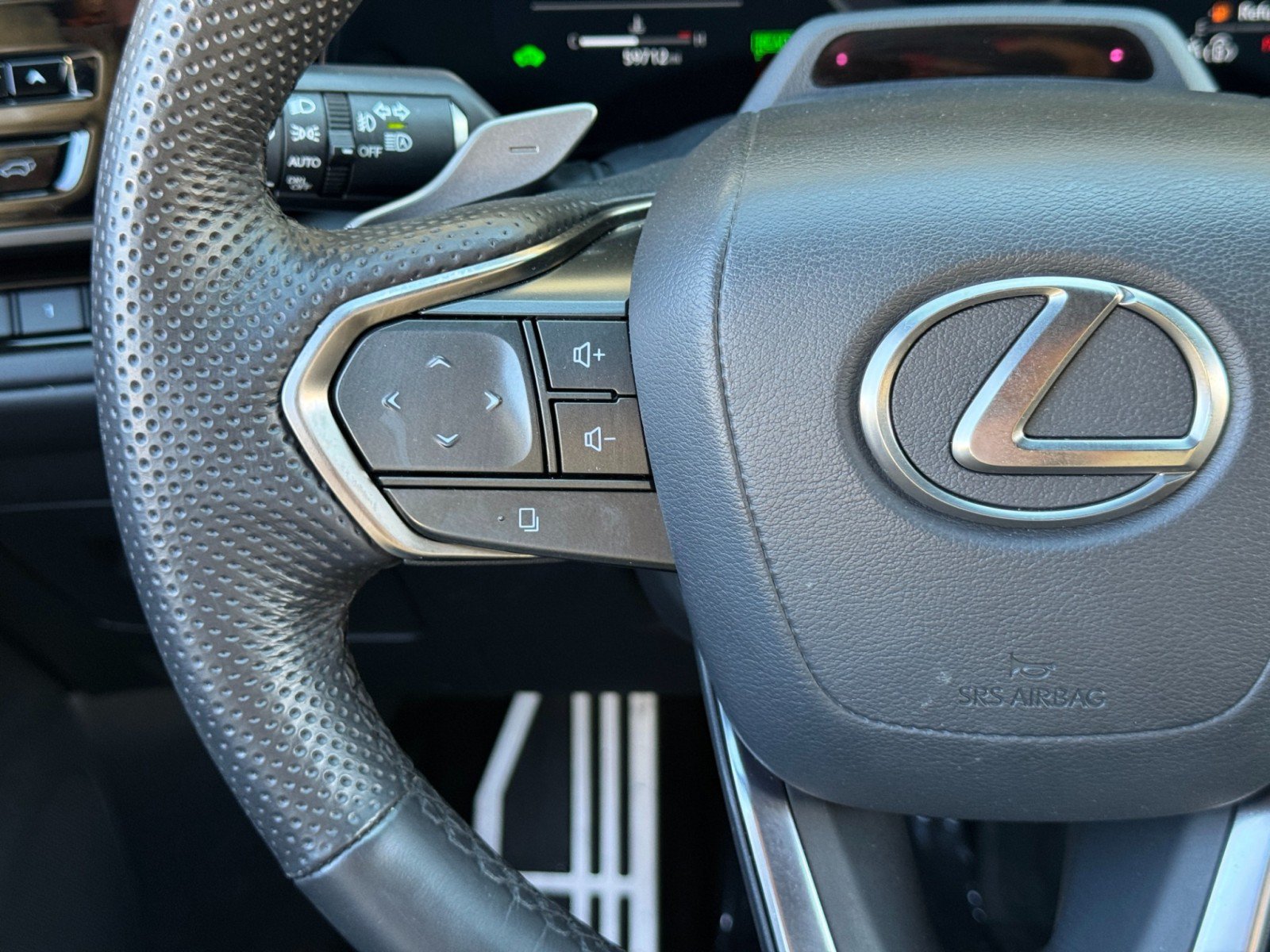 Used 2024 Lexus TX 500h AWD w/ Technology Package image 22