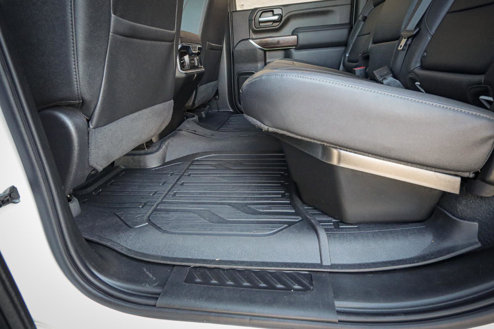 Used 2023 GMC Sierra 3500 SLT w/ SLT Convenience Package image 31