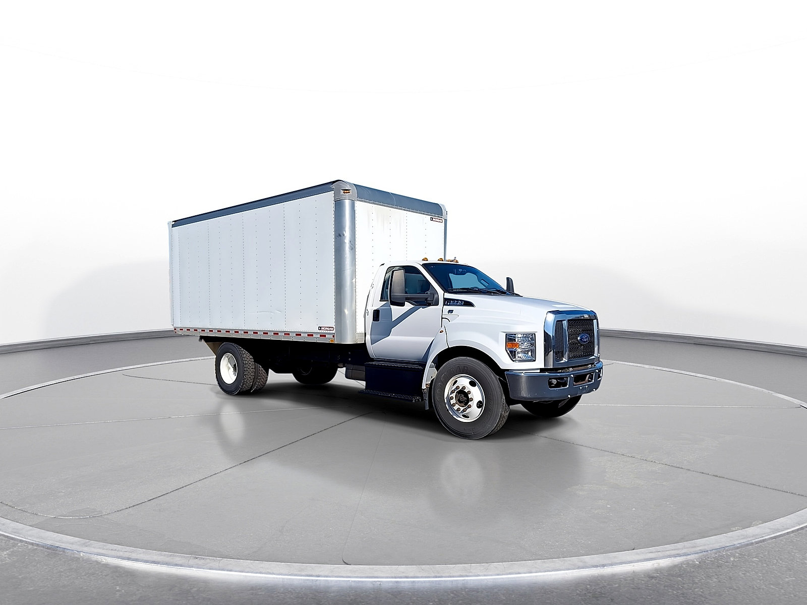 Used 2019 Ford F650 2WD Regular Cab Super Duty image 2
