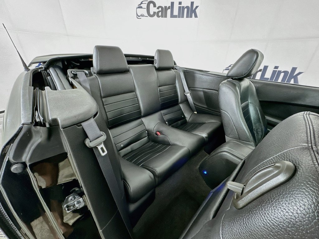 Used 2011 Ford Mustang GT Premium w/ Electronics Pkg RWD image 30