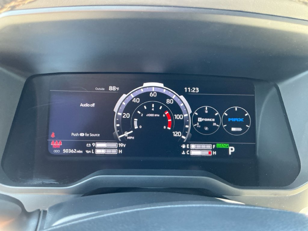 Used 2023 Toyota Tundra Capstone AWD/4WD image 21