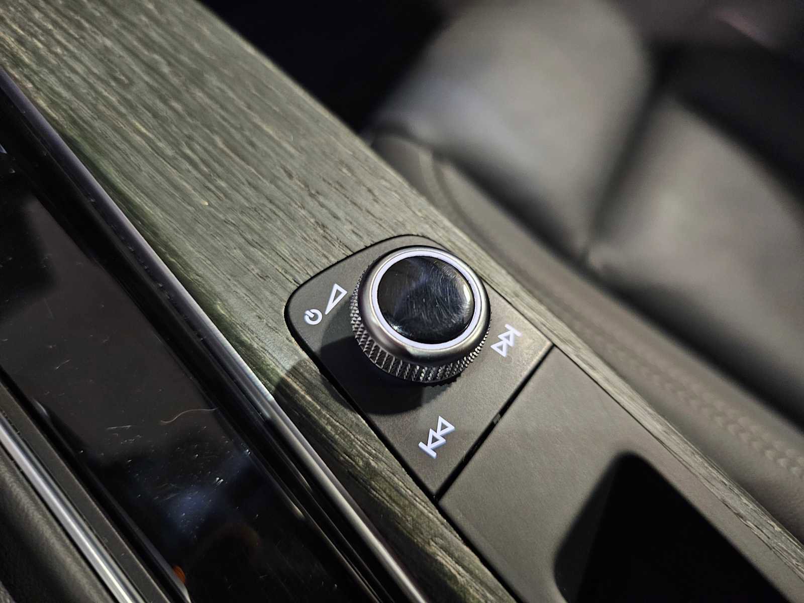 Used 2020 Audi A4 2.0T allroad Premium Plus AWD/4WD image 24