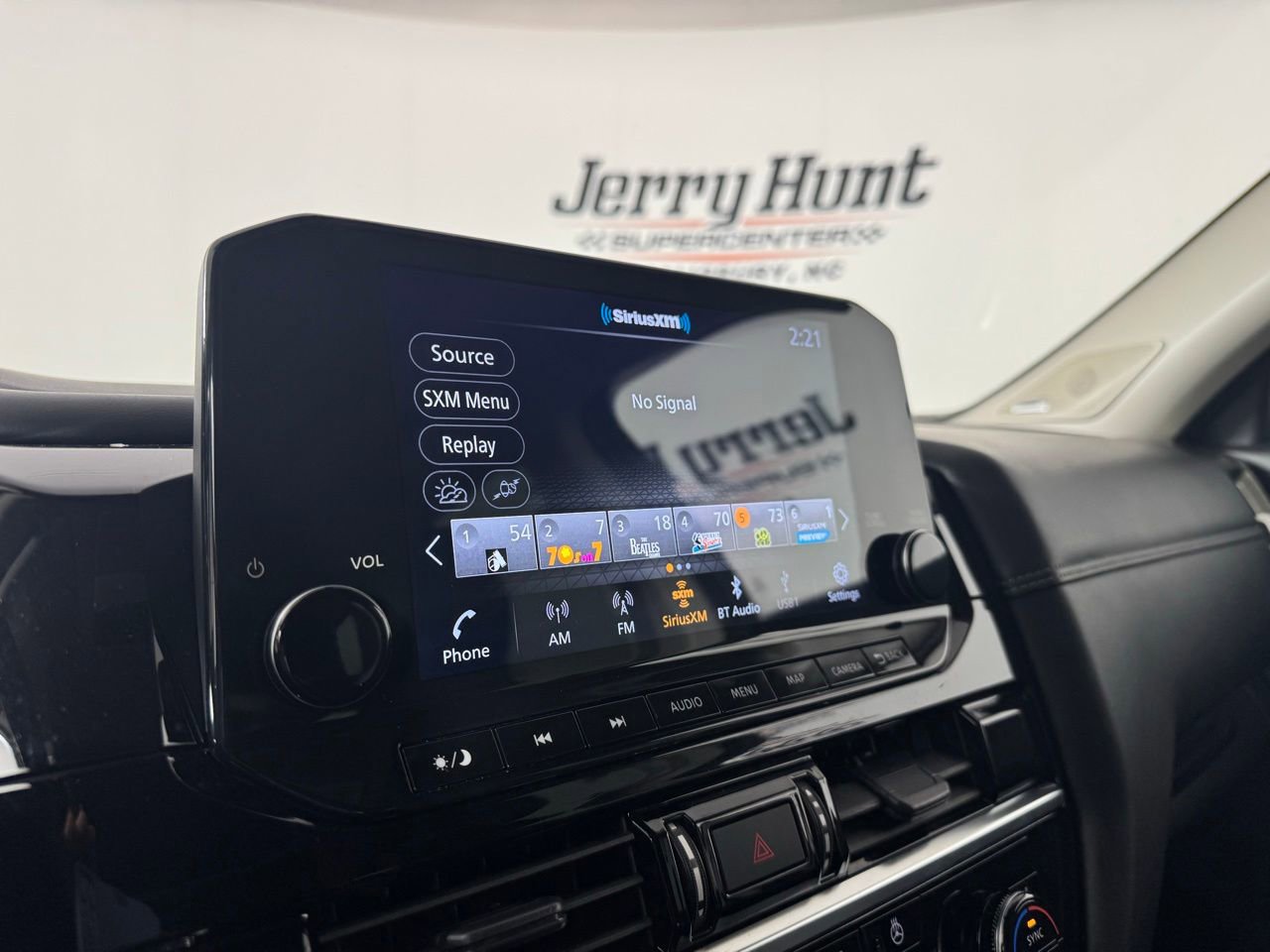 Used 2023 Nissan Pathfinder Platinum AWD/4WD image 21