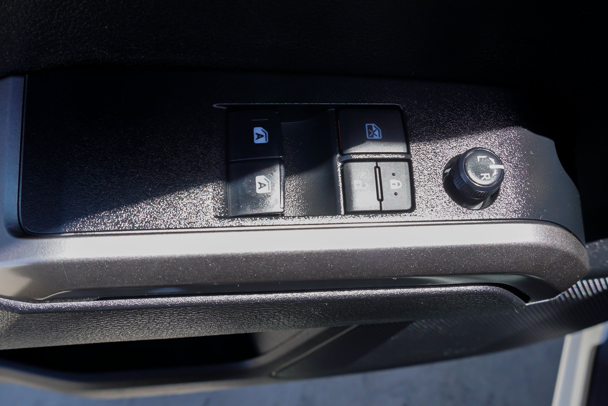 Used 2023 Toyota Tacoma SR5 AWD/4WD image 19