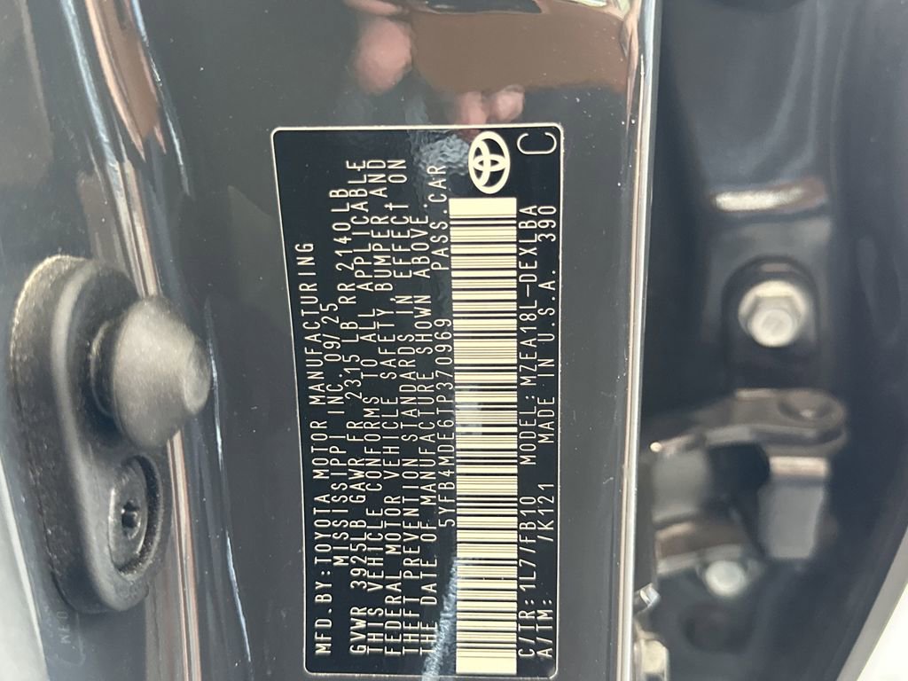 Used 2026 Toyota Corolla LE FWD image 39