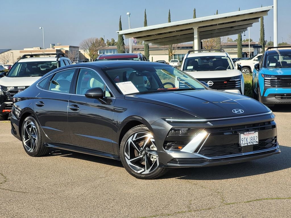 Used 2024 Hyundai Sonata SEL w/ Convenience Package image 2