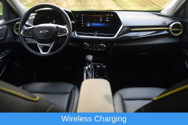 Used 2024 Chevrolet Trax ACTIV w/ Sunroof Package FWD image 8