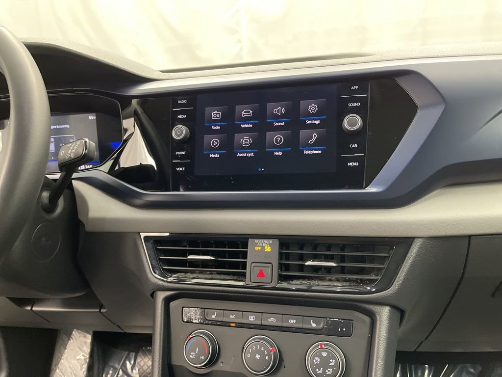 Used 2022 Volkswagen Taos SE image 17