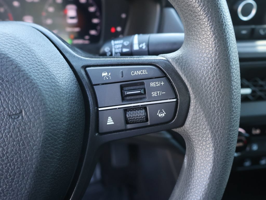 Used 2023 Honda Accord EX image 31