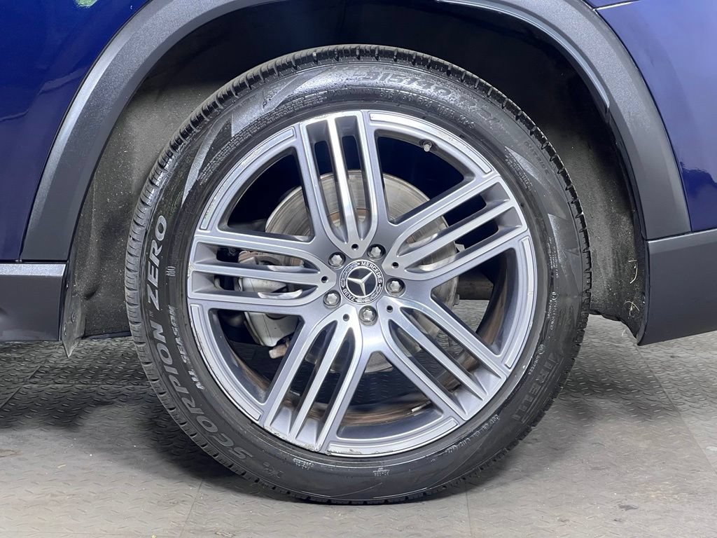Used 2021 Mercedes-Benz GLS 450 4MATIC image 12