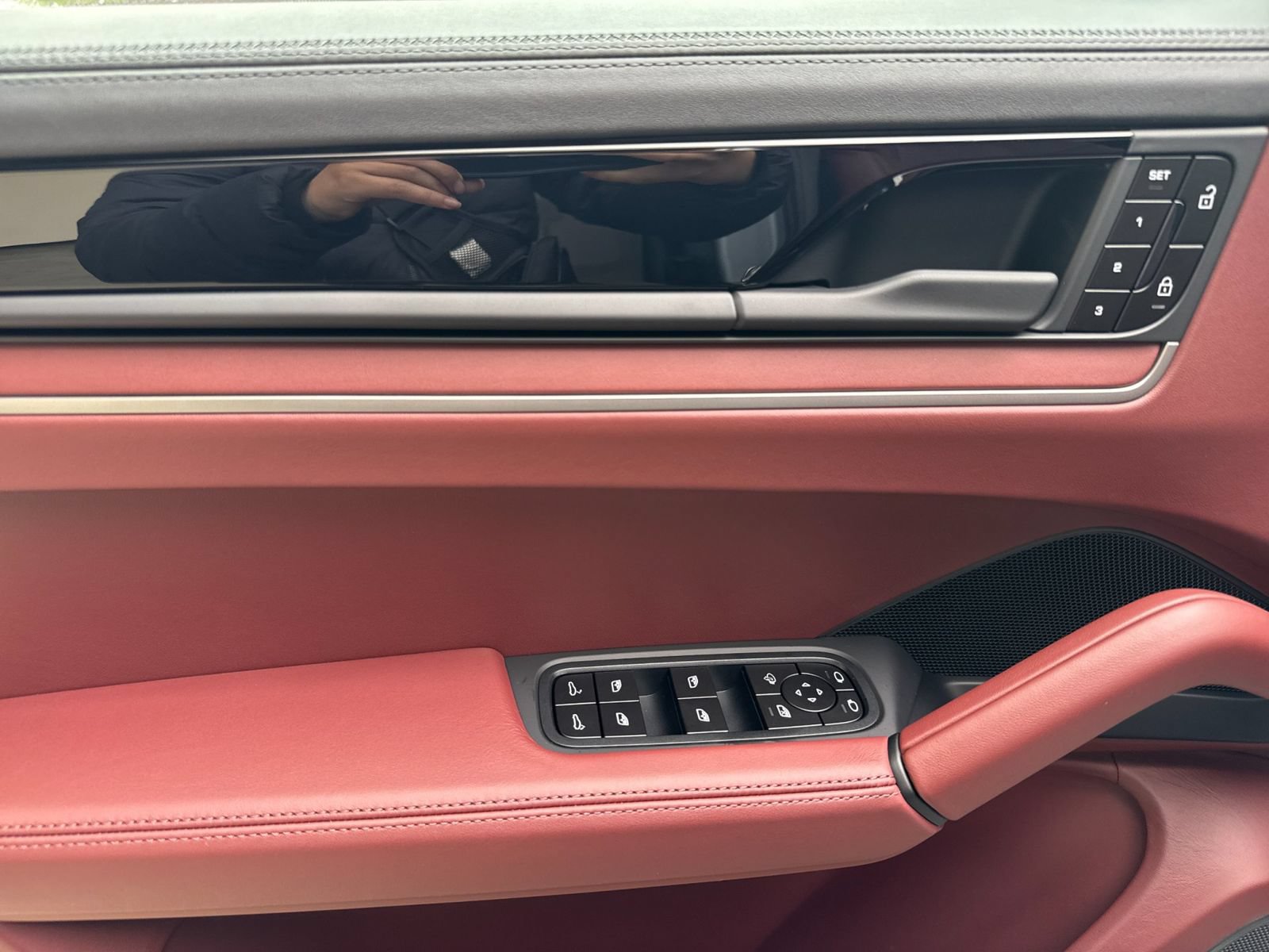 New 2026 Porsche Cayenne S AWD/4WD image 12