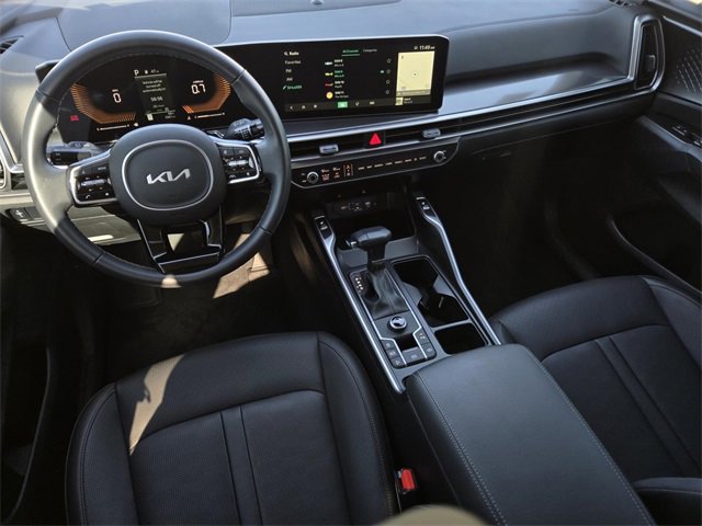 Certified 2025 Kia Sorento S w/ Panoramic Sunroof Package image 17