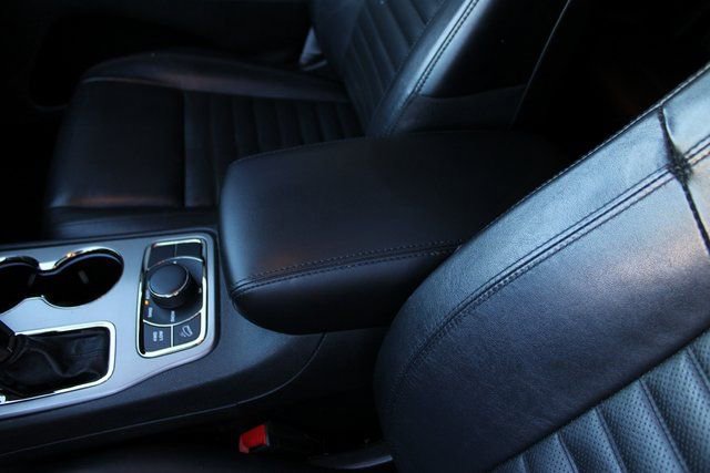 Used 2021 Jeep Grand Cherokee Limited X image 26