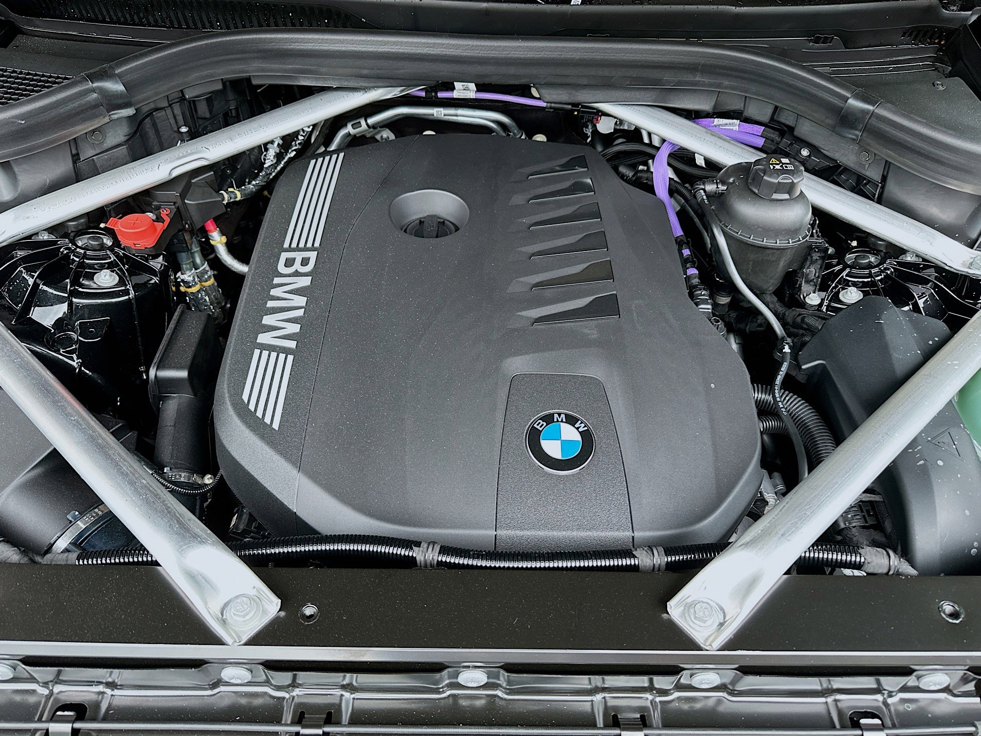 New 2026 BMW X5 sDrive40i w/ M Sport Package image 24