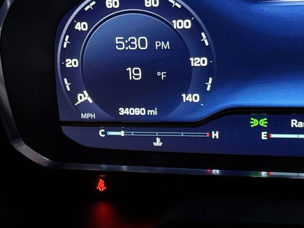 Used 2023 Chevrolet Tahoe Z71 w/ Luxury Package image 13