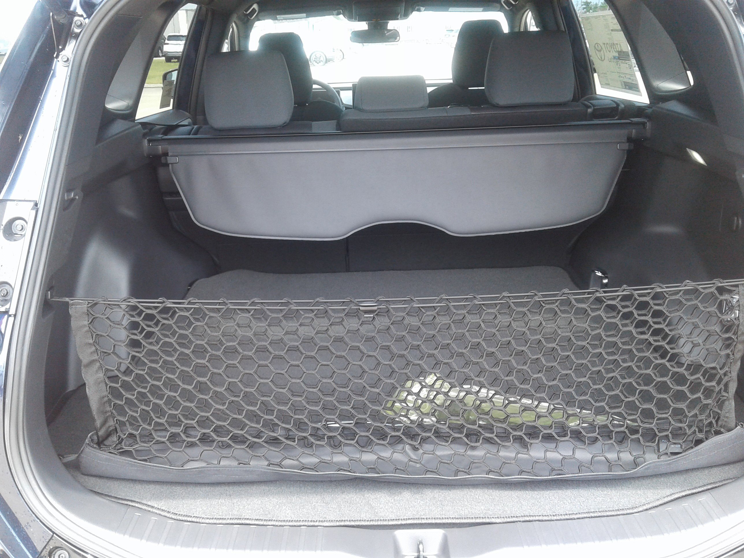 New 2026 Toyota RAV4 SE FWD image 3