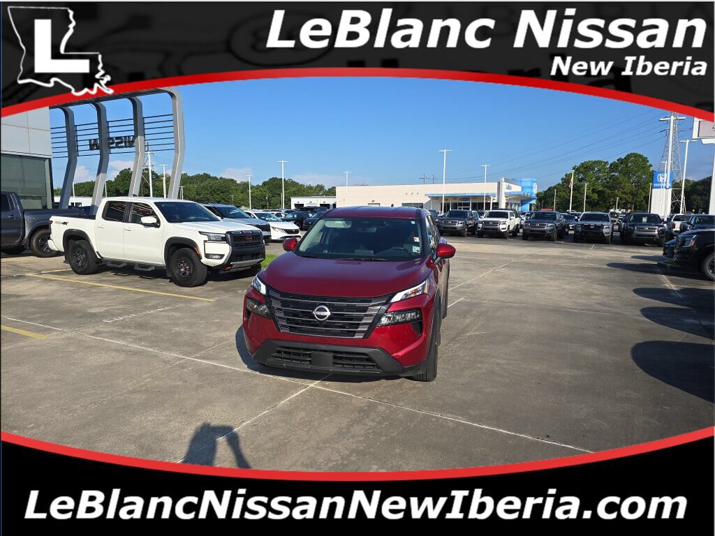 Used 2026 Nissan Rogue SV w/ Cold Weather Package FWD image 1