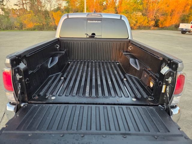 Used 2022 Toyota Tacoma TRD Off-Road image 5