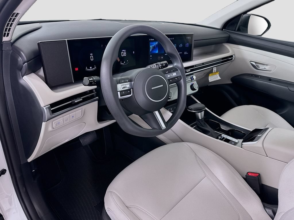 New 2026 Hyundai Tucson SEL FWD image 9