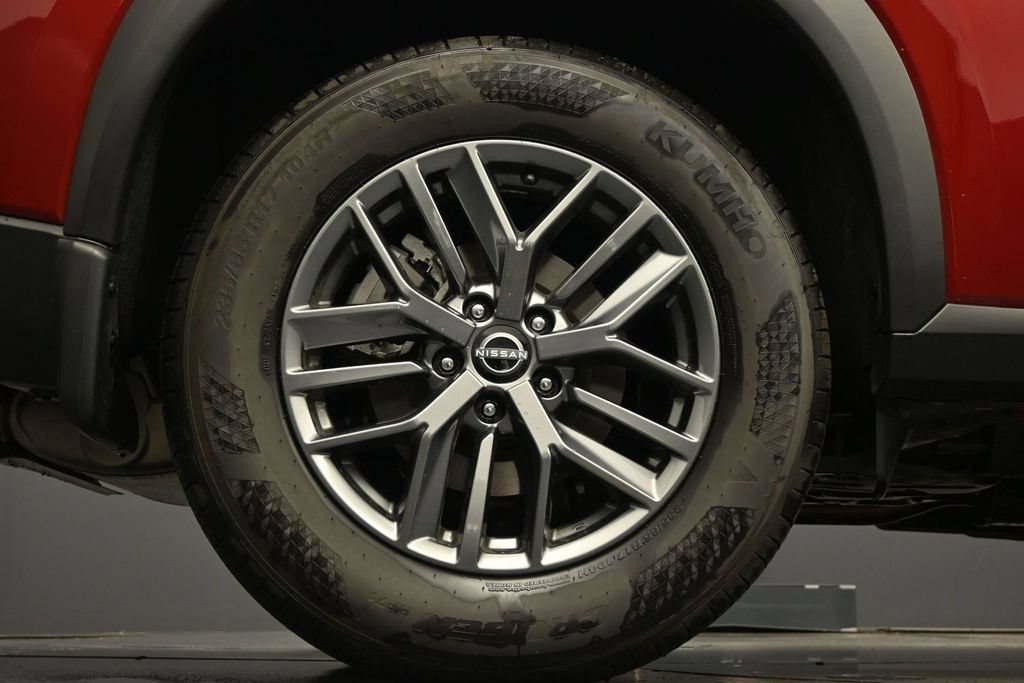 Used 2026 Nissan Rogue S FWD image 12