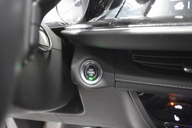 Used 2023 Buick Envision Preferred image 25