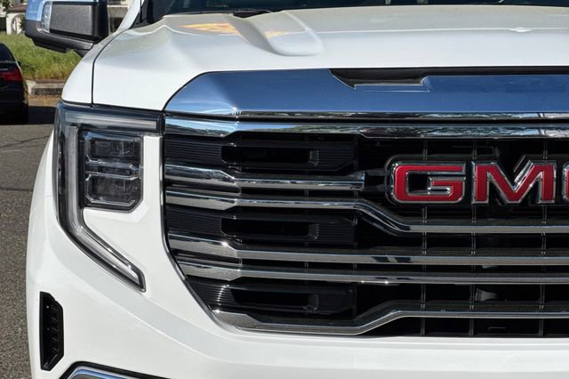 Used 2025 GMC Sierra 1500 SLT AWD/4WD image 47