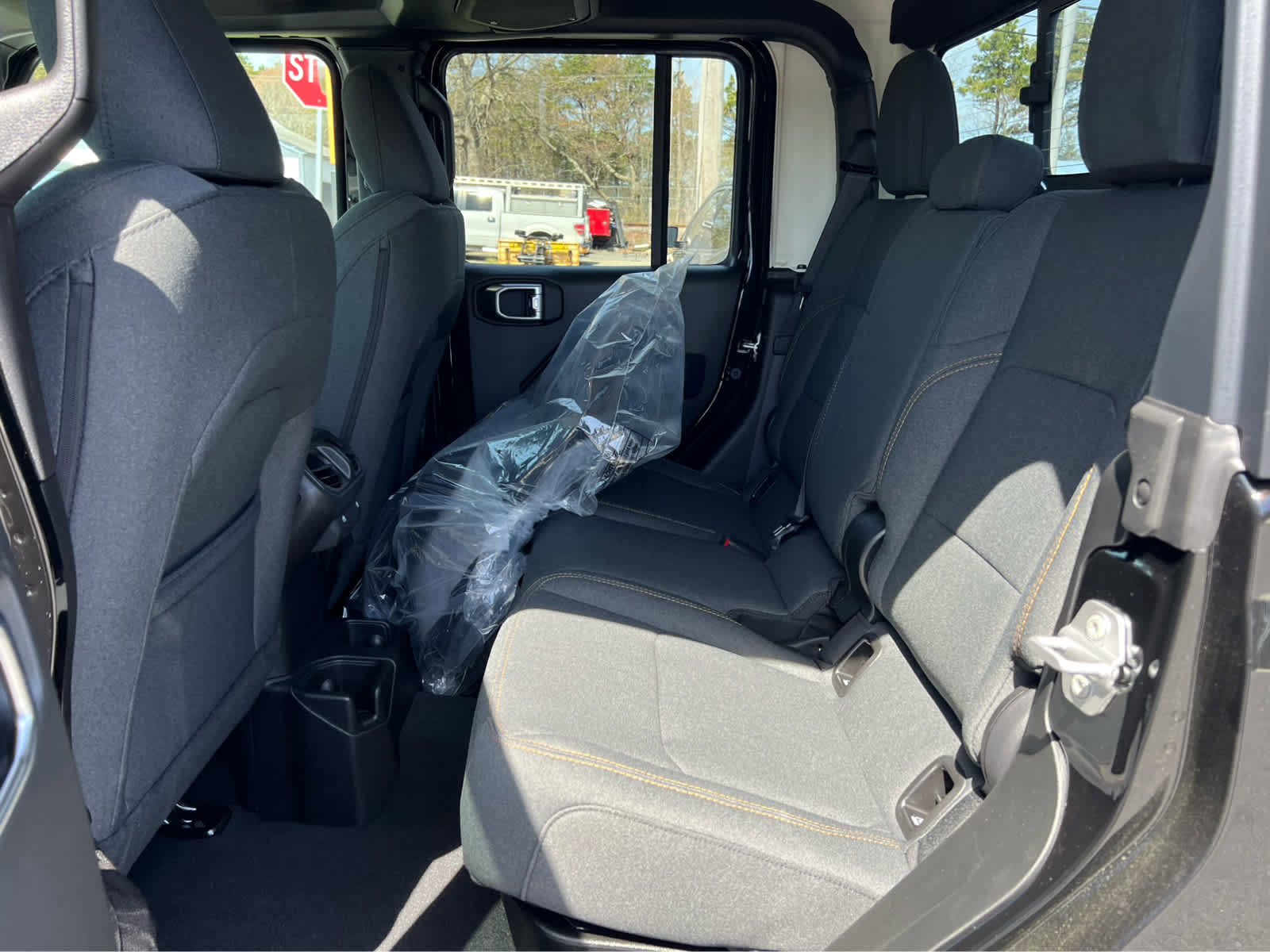 New 2025 Jeep Gladiator Sport image 22