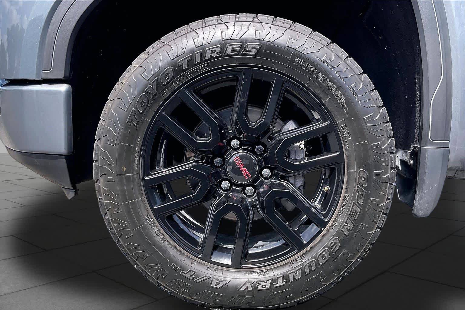 Used 2020 GMC Sierra 1500 Elevation w/ Elevation Value Package RWD image 10