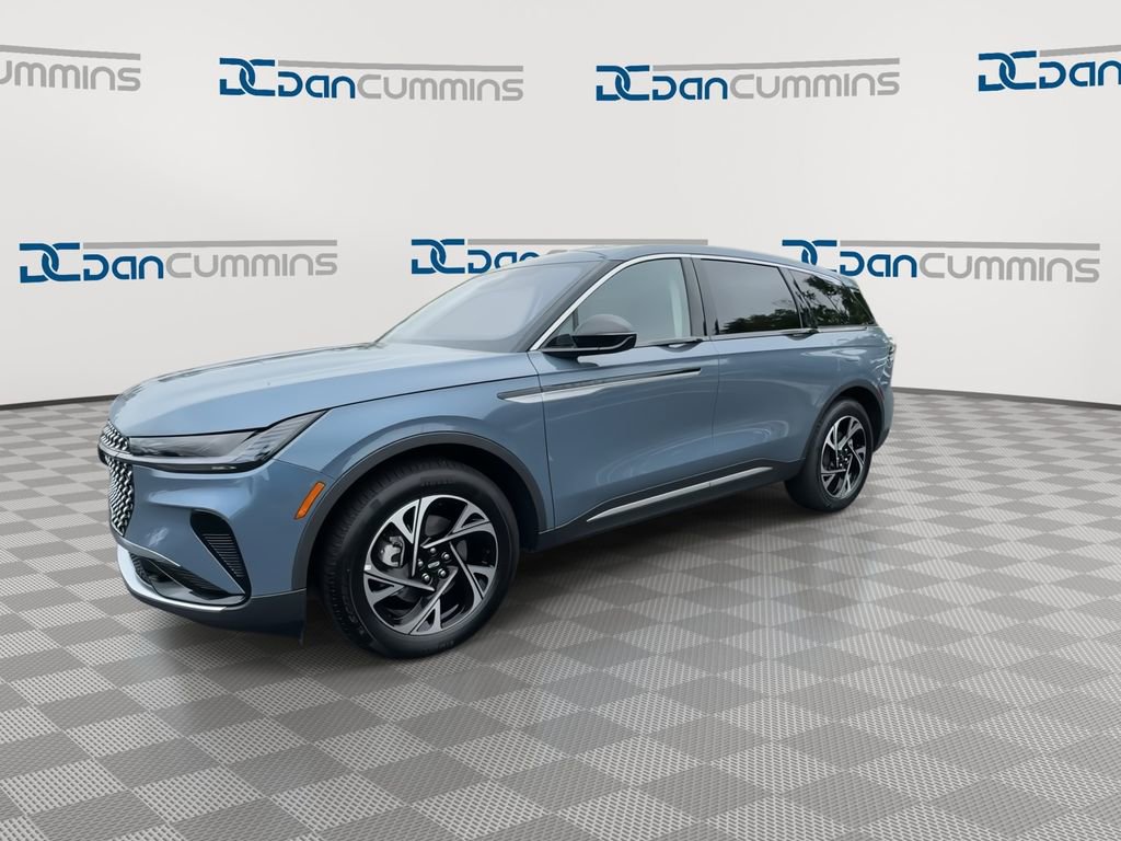 New 2025 Lincoln Nautilus Premier w/ Equipment Group 102A AWD/4WD image 4