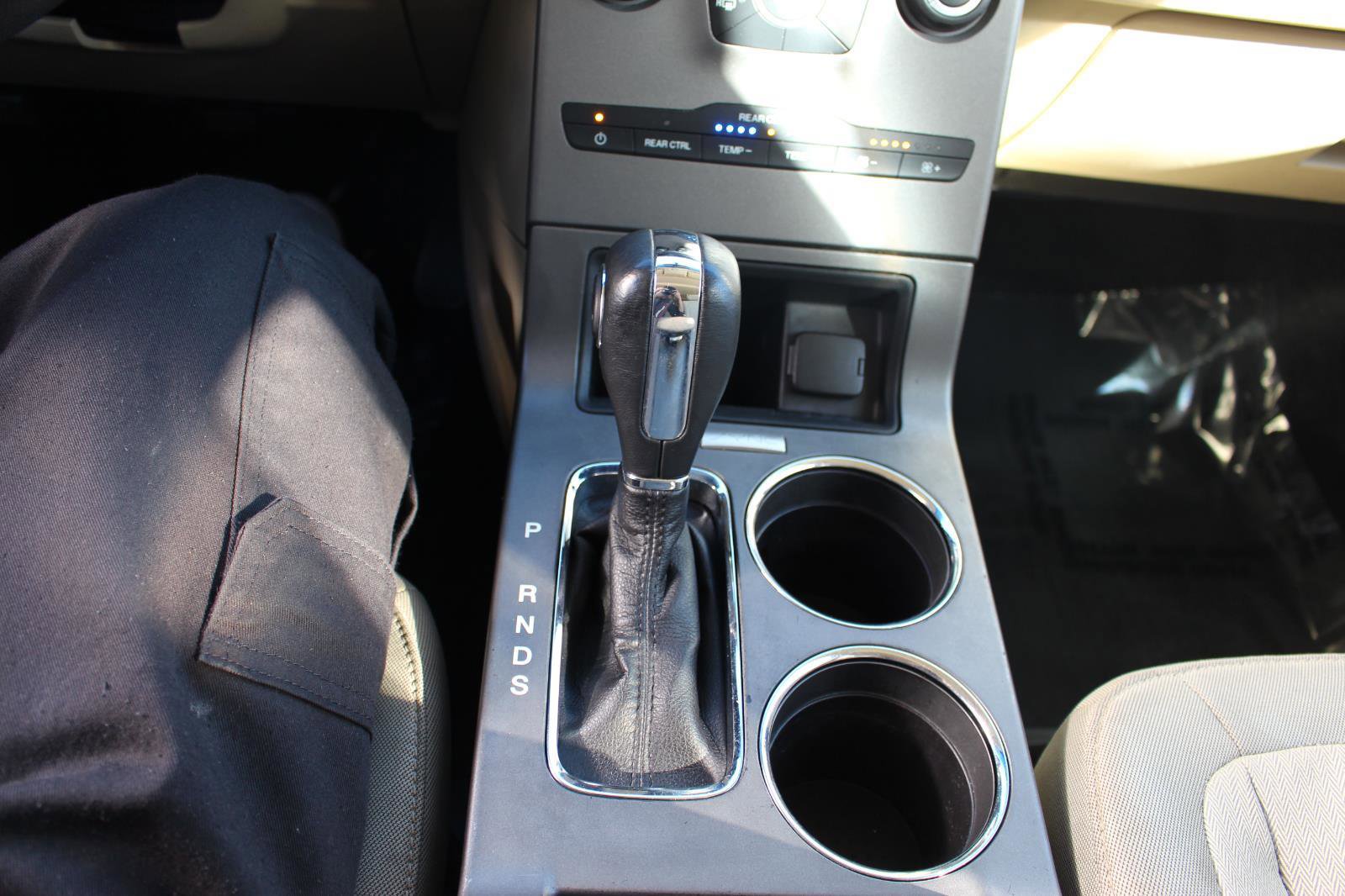 Used 2018 Ford Flex SE image 25