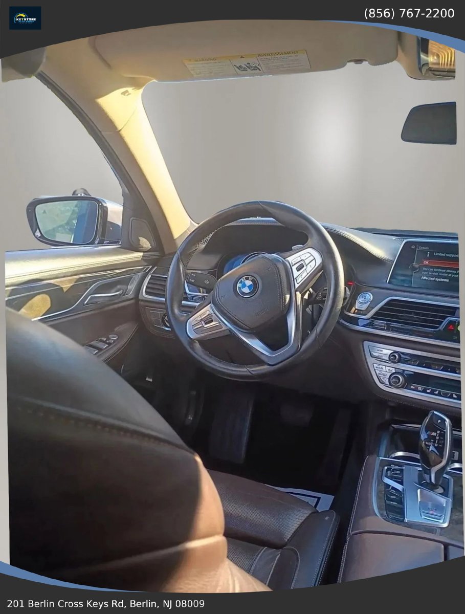 Used 2016 BMW 740i RWD image 21