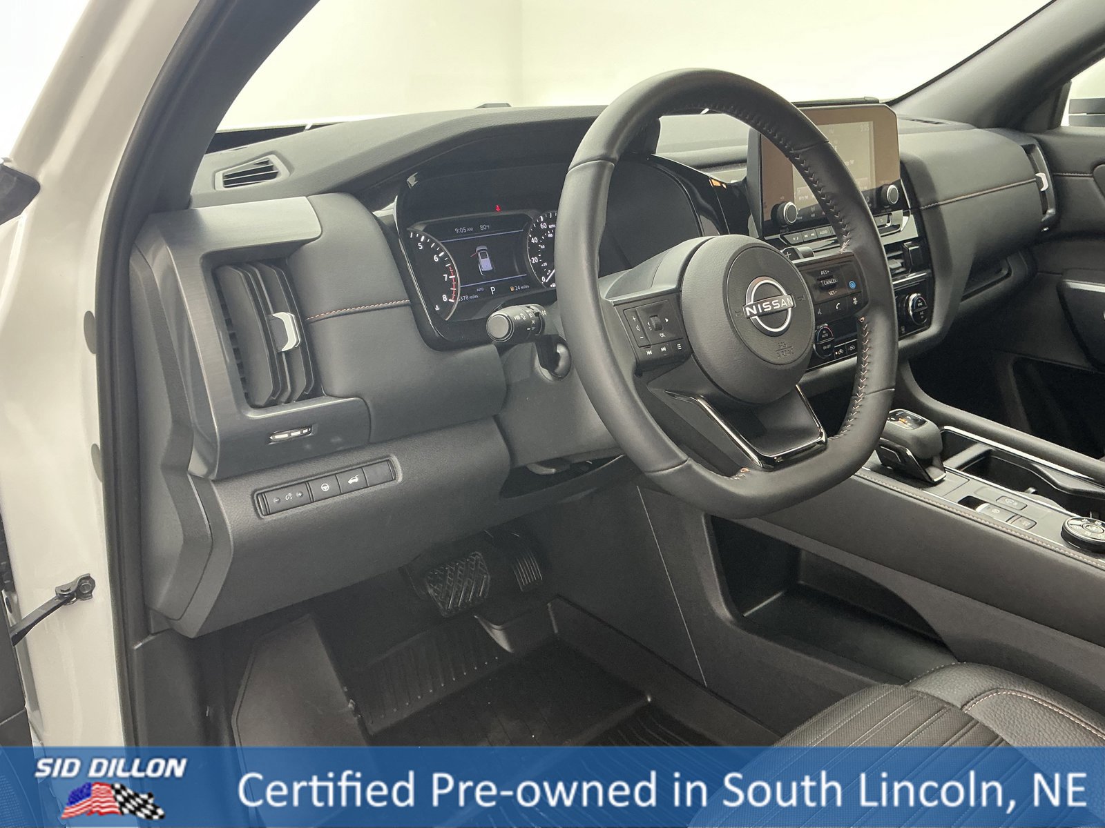 Used 2025 Nissan Pathfinder Rock Creek image 16