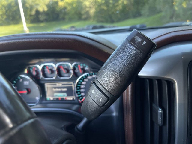 Used 2015 Chevrolet Silverado 2500 High Country w/ Duramax Plus Package AWD/4WD image 17
