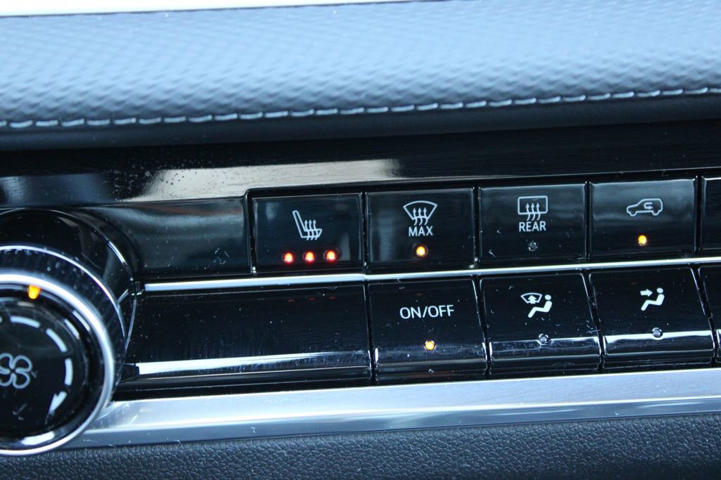 Used 2026 Chevrolet Equinox LT image 40