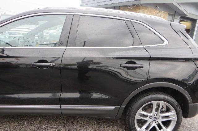 Used 2015 Lincoln MKC AWD w/ Equipment Group 102A Reserve image 37