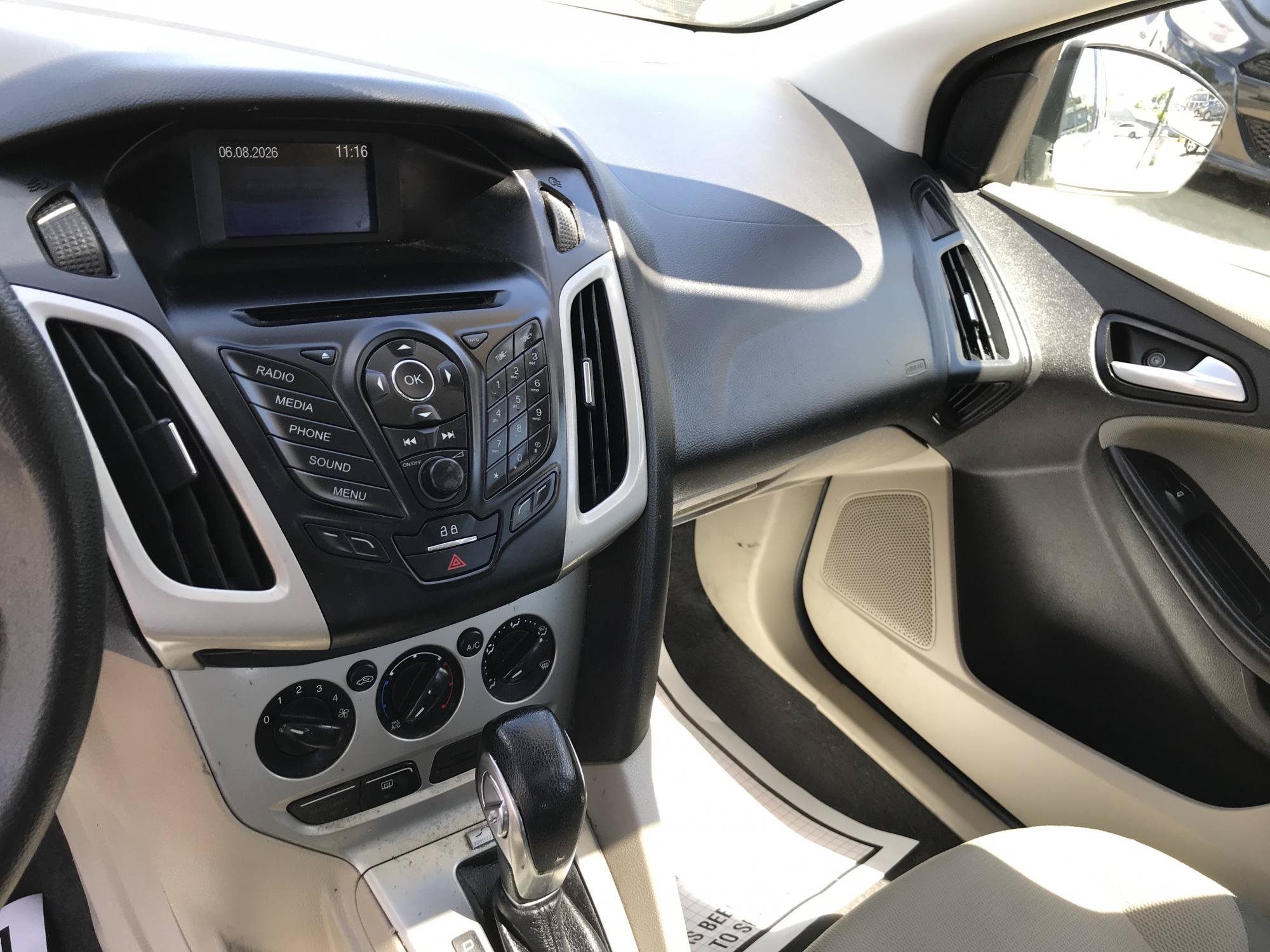 Used 2013 Ford Focus SE w/ Interior Protection Pkg FWD image 13