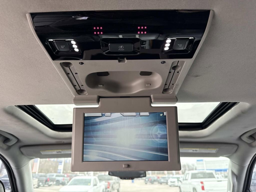 Used 2020 GMC Yukon Denali w/ Denali Ultimate Package image 27
