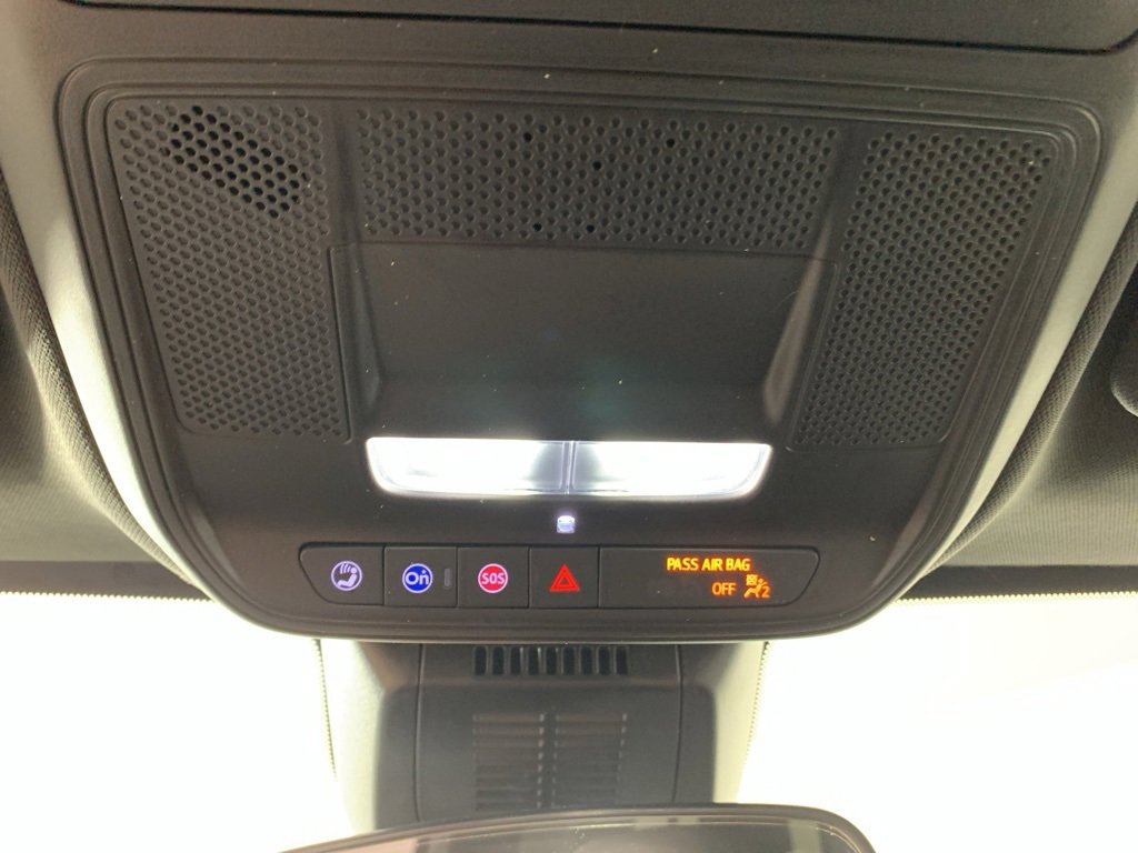 Used 2025 GMC Terrain Elevation w/ Elevation Premium Package image 21