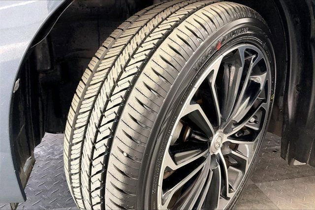 Used 2015 Toyota Corolla S image 33