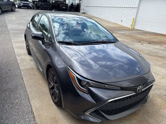 Used 2022 Toyota Corolla XSE FWD image 3