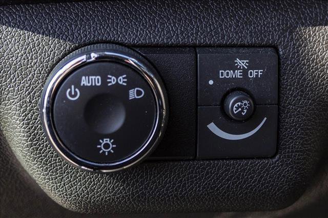 Used 2012 Chevrolet Traverse LT image 13