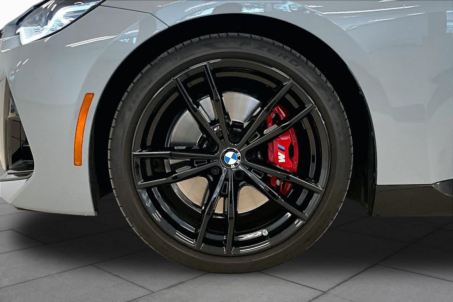 Used 2024 BMW M240i Coupe w/ Premium Package RWD image 9