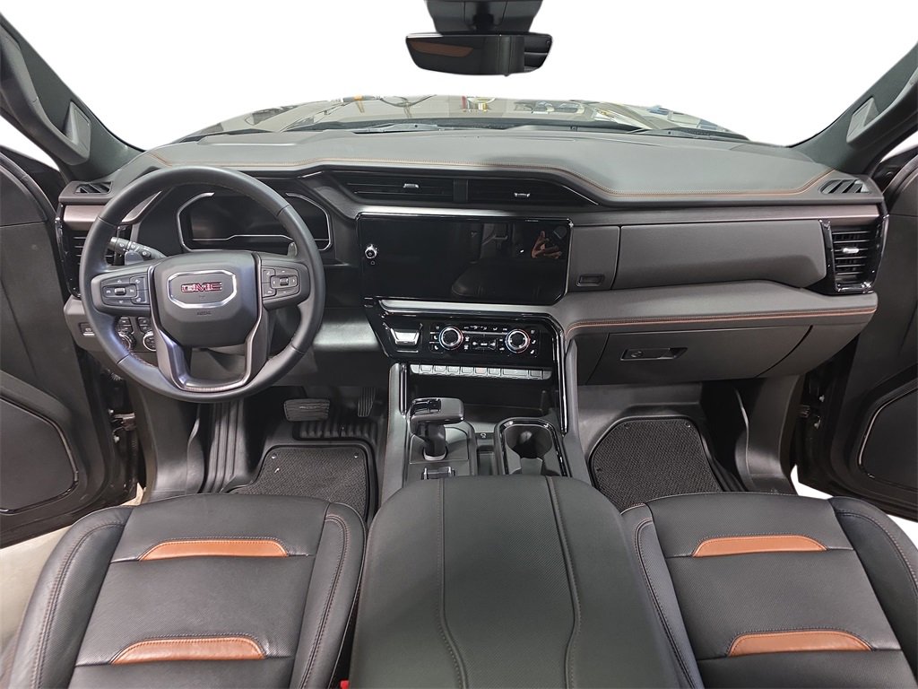 Used 2023 GMC Sierra 1500 AT4 w/ Technology Package image 9