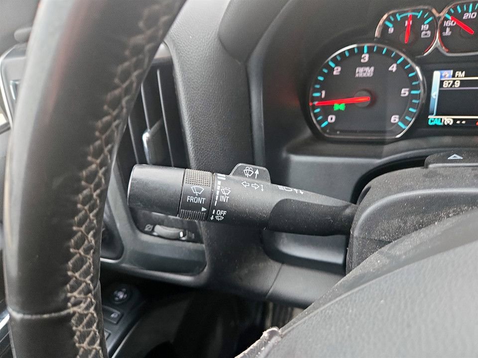 Used 2015 Chevrolet Silverado 1500 LT w/ LT Convenience Package image 18