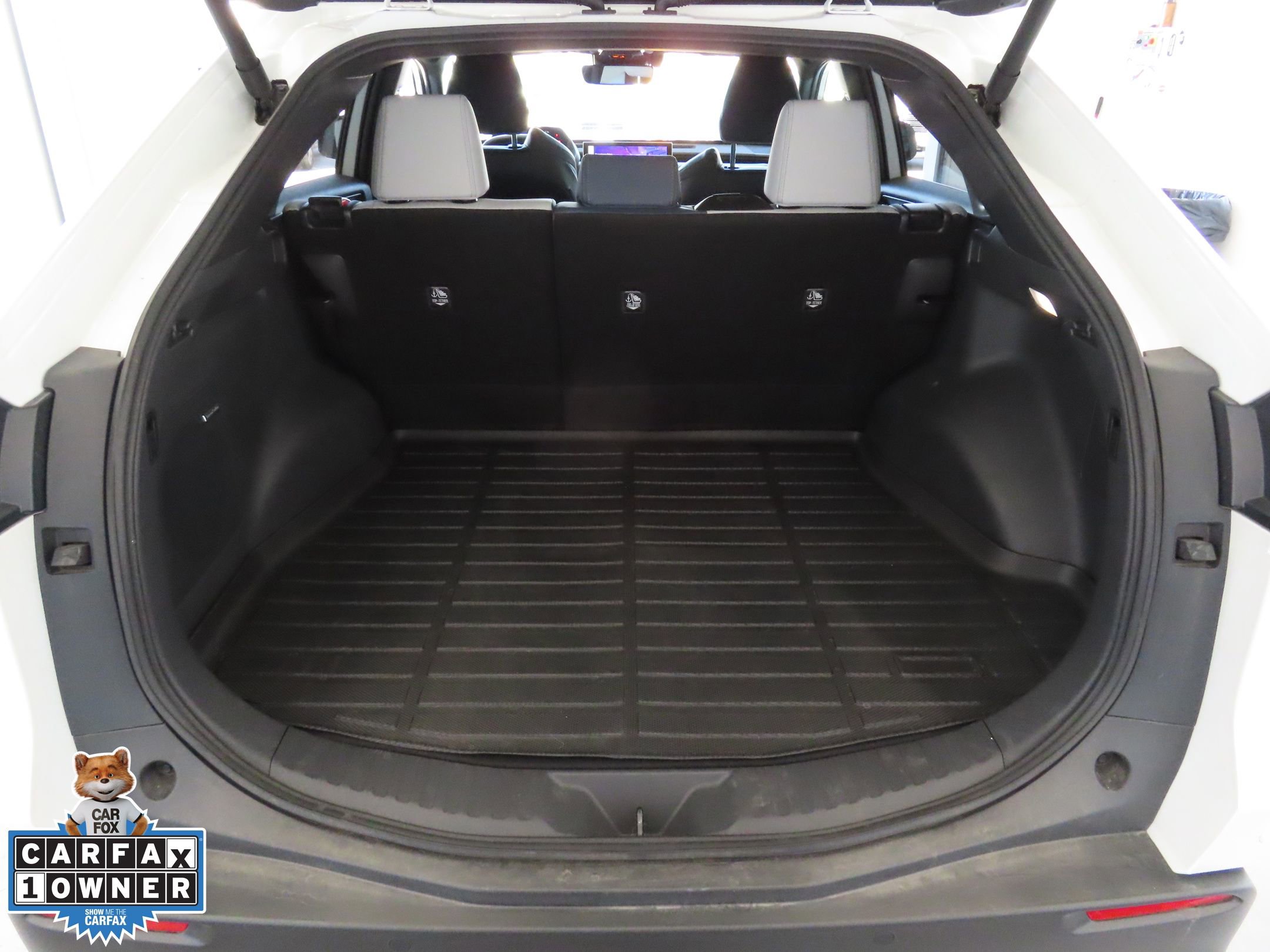 Used 2025 Subaru Solterra Limited image 24