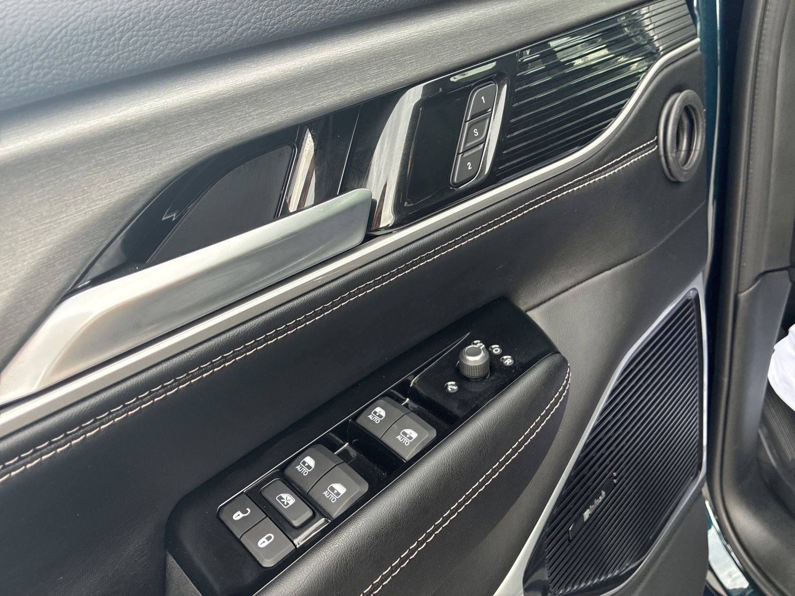 New 2026 Jeep Grand Wagoneer Limited AWD/4WD image 15