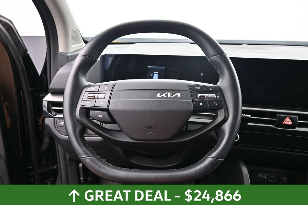 Used 2026 Kia Sportage LX FWD image 19