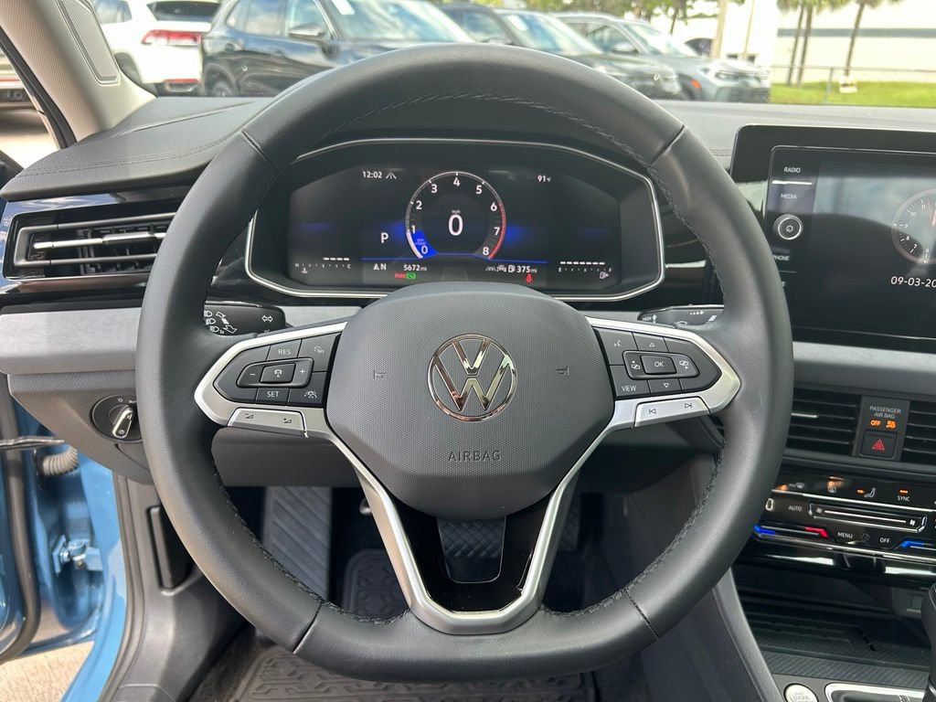 Used 2026 Volkswagen Jetta SE w/ Black Wheel Package FWD image 19